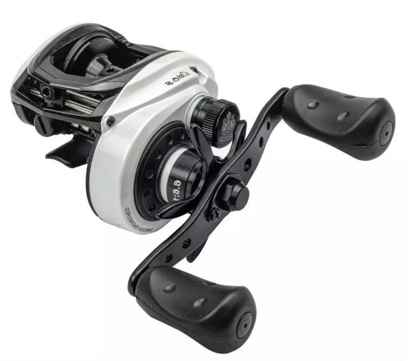 ABU GARCIA REVO 4 S BAITCAST REEL 2 ABU GARCIA REVO 4 S BAITCAST REEL - Image 2
